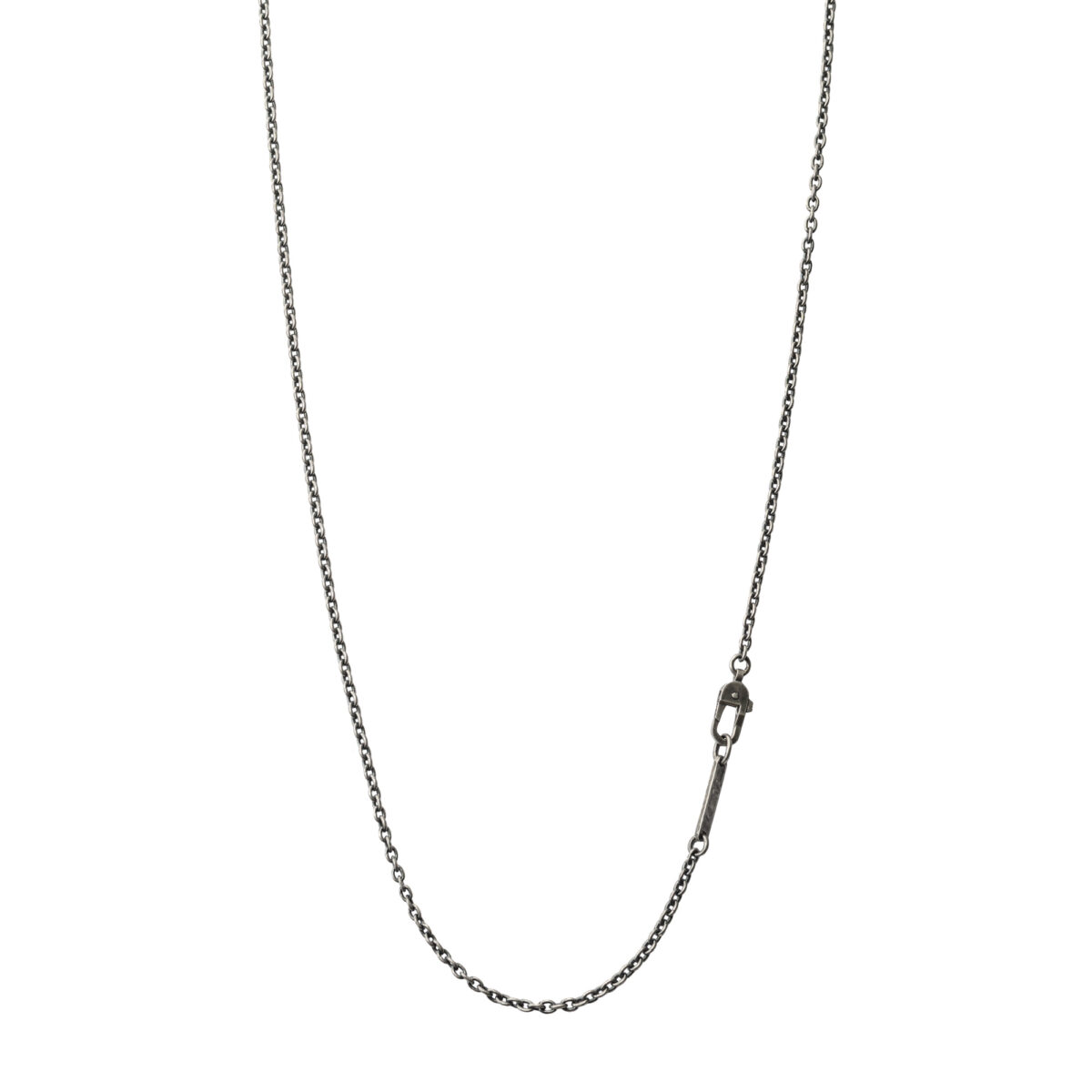 Signature silver chain with decorative bar element